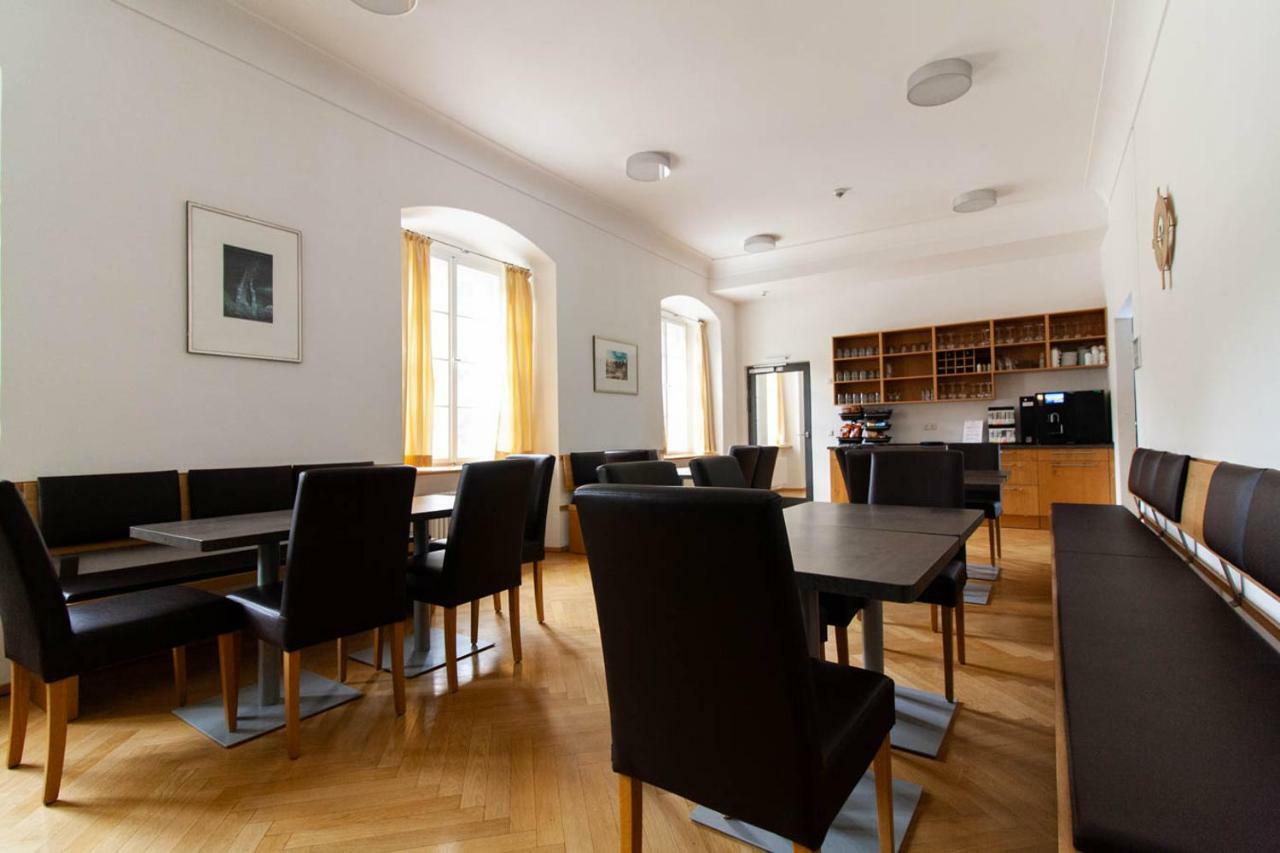 Gaestehaus St. Georg - Weltenburger Klosterbetriebe Gmbh Кельхайм Экстерьер фото